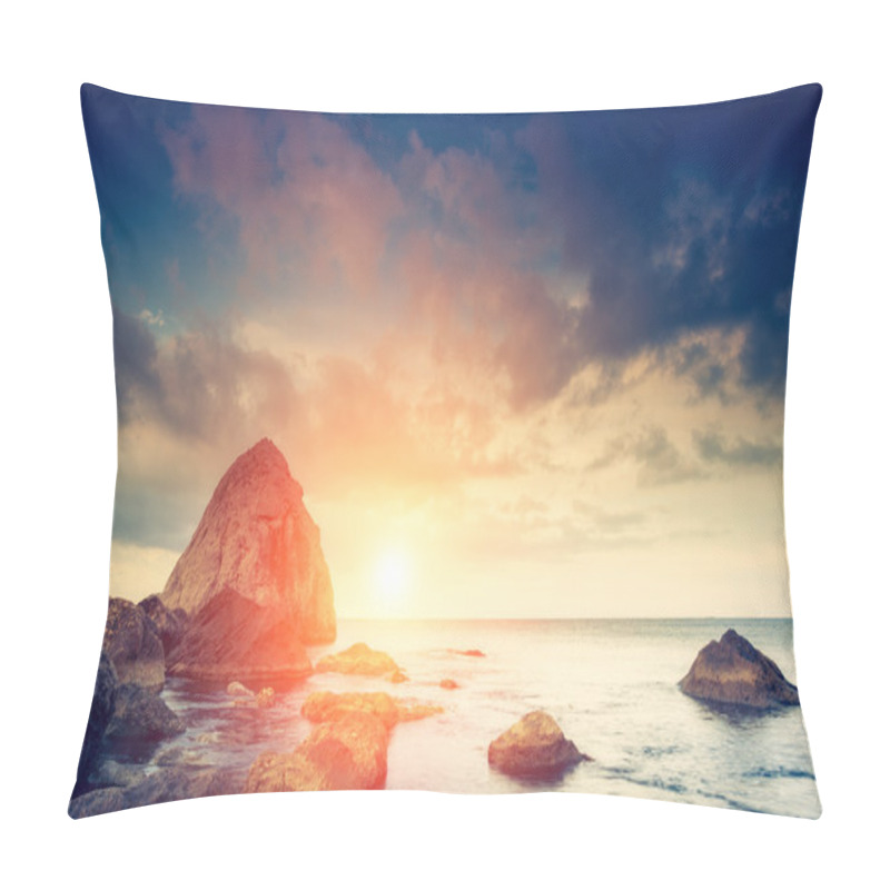 Personality  Morning Sea Glowing By Sunlight Pillow Covers