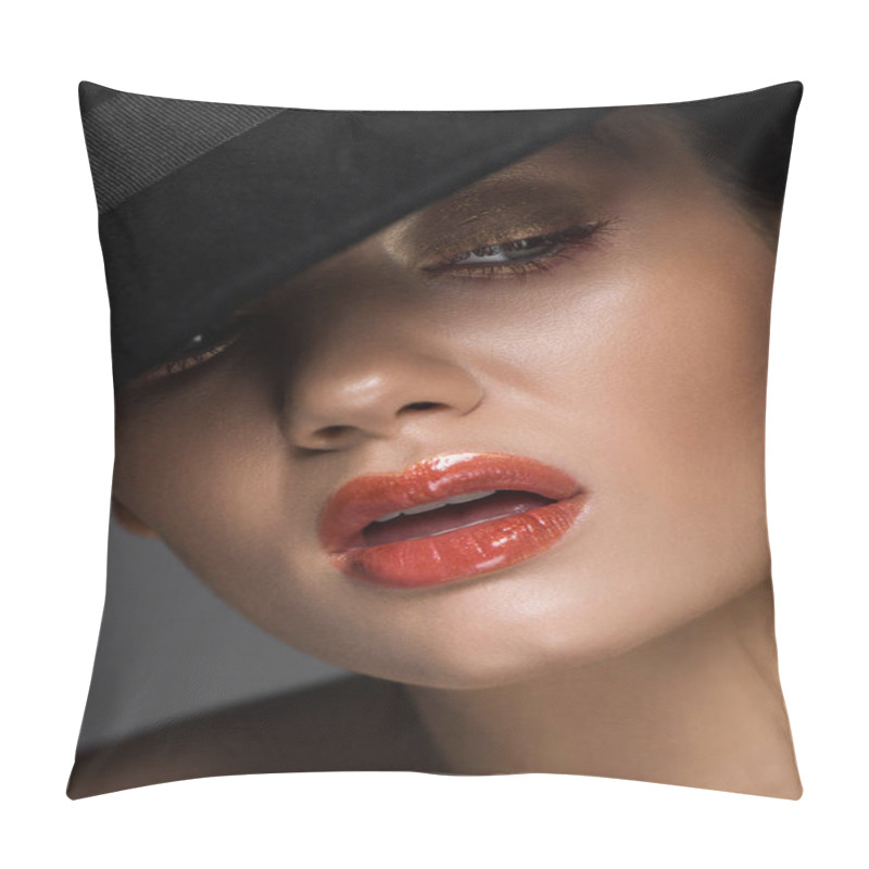 Personality  Sensual Model With Makeup Posing In Black Felt Hat, Isolated On Grey Pillow Covers