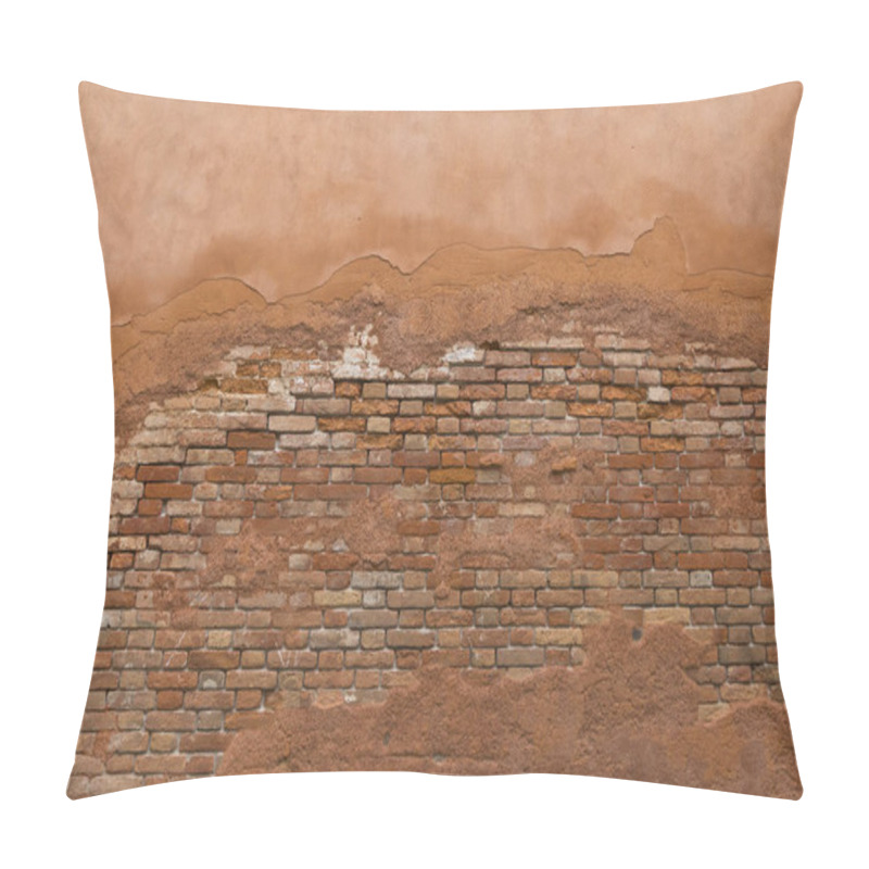 Personality  Old Cracky Brick Wall With Crumble Paint And Cement Background In Italy, Venice Pillow Covers