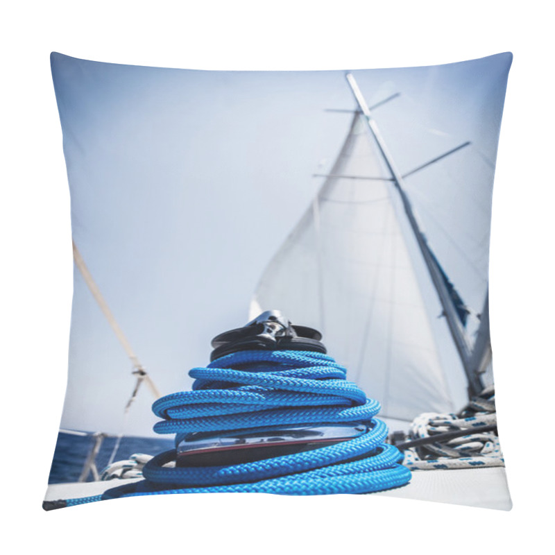 Personality  Closeup On Yacht Cord Crank Pillow Covers