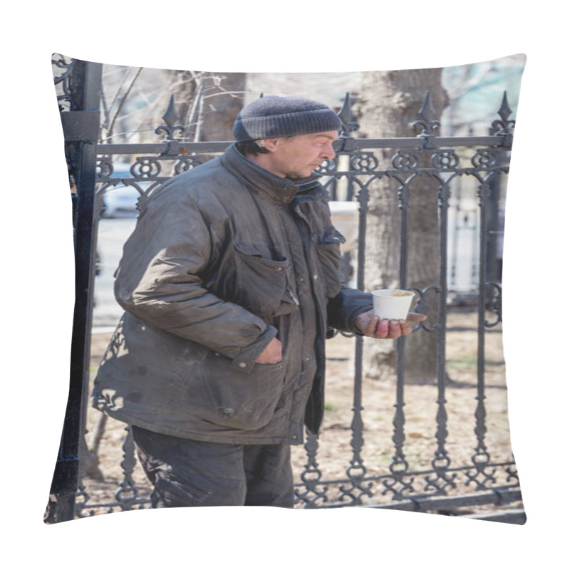 Personality  Russia, Vladivostok, 04/08/2018. Dirty Poor Man Begging Alms In The Street. Poverty And Poor People. Beggars On The Streets Of The City. Social Problems Concept. Pillow Covers