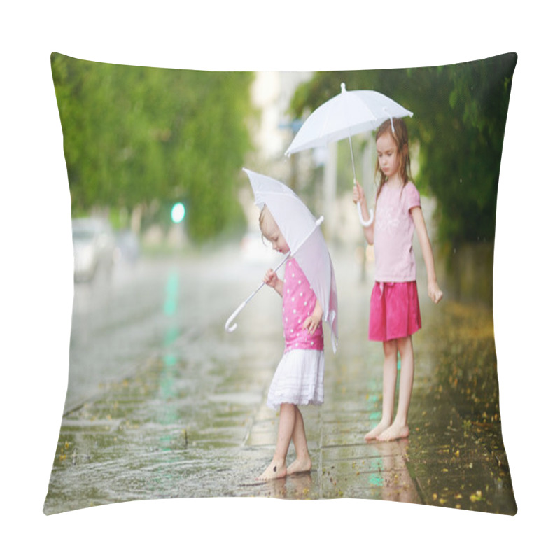 Personality  Sisters On A Rainy Summer Day Pillow Covers