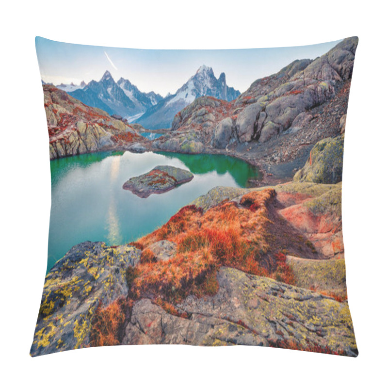 Personality  Captivating Autumn View Of Lac Blanc Lake With Mont Blanc (Monte Bianco) On Background, Chamonix Location. Great Outdoor Scene Of Vallon De Berard Nature Preserve, Graian Alps, France, Europe. Pillow Covers