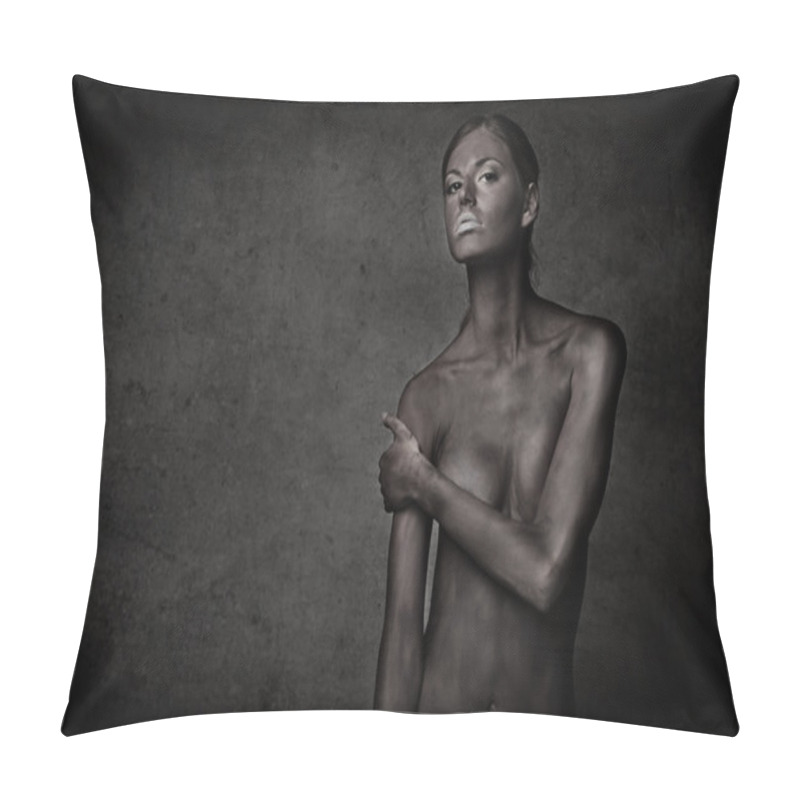 Personality  Beauty Watching Seriously Pillow Covers