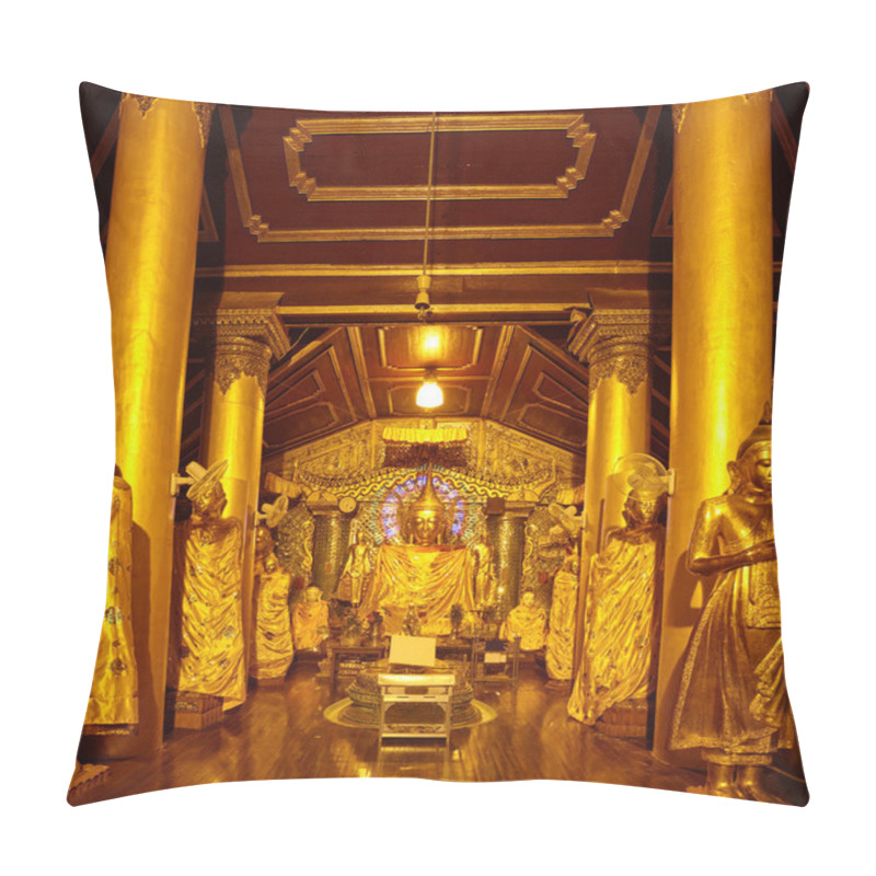 Personality  Buddha Footprint Hall At Shwedagon Complex Pillow Covers