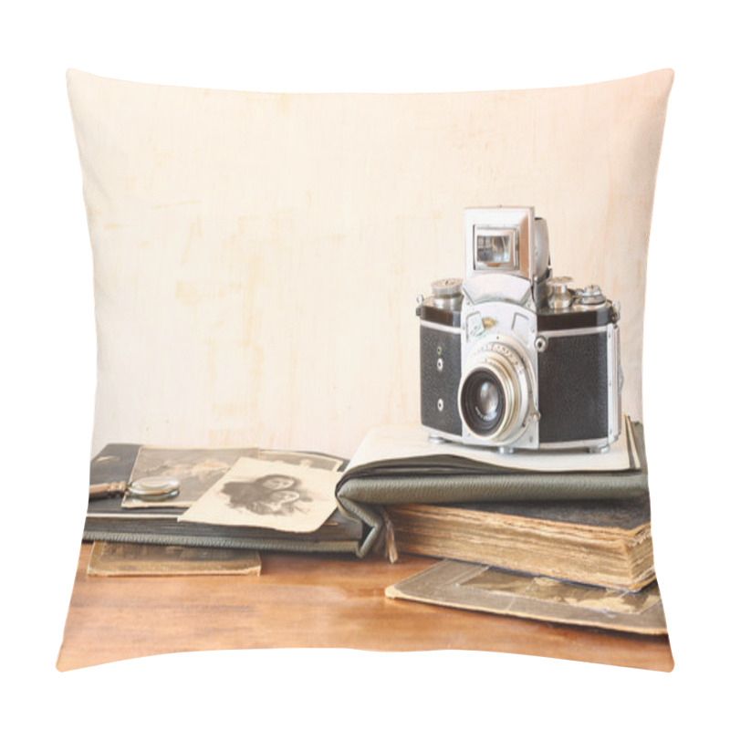 Personality  Old Camera, Antique Photographs Pillow Covers