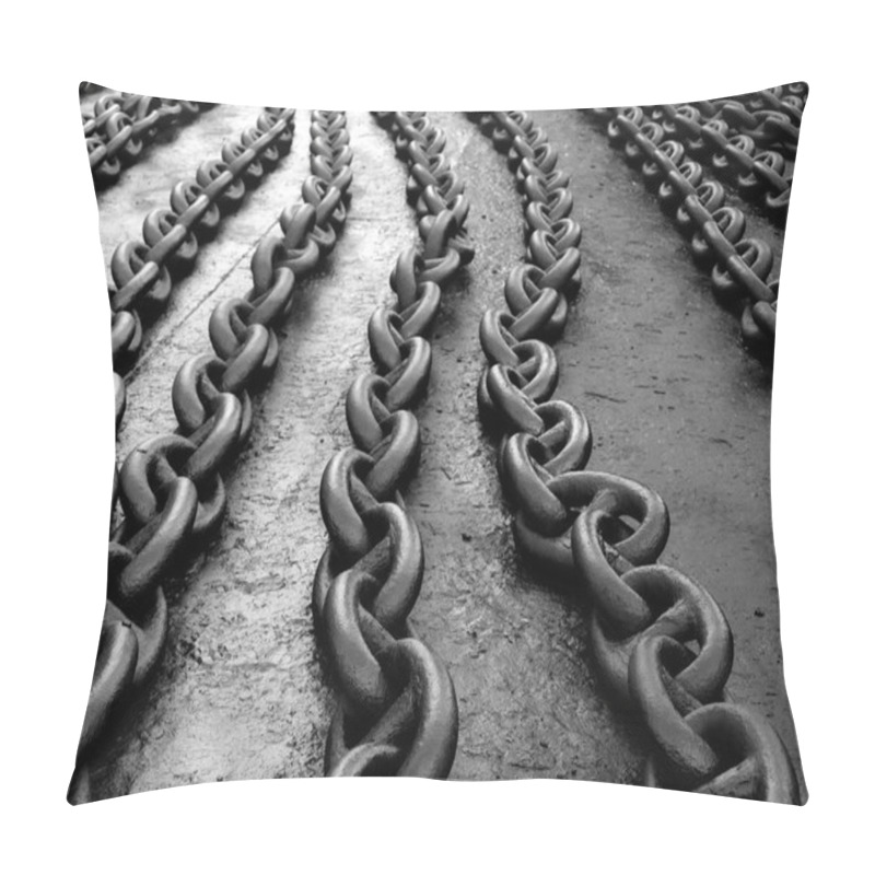 Personality  Chain Links Pillow Covers