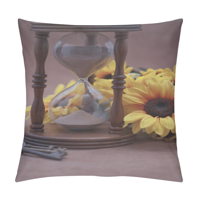 Personality  Hourglass, Lazy Susan Flowers, And Skeleton Keys Pillow Covers