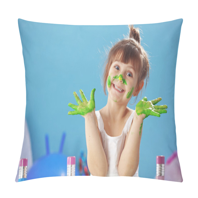 Personality  Child Painting In The Kindergarten Pillow Covers