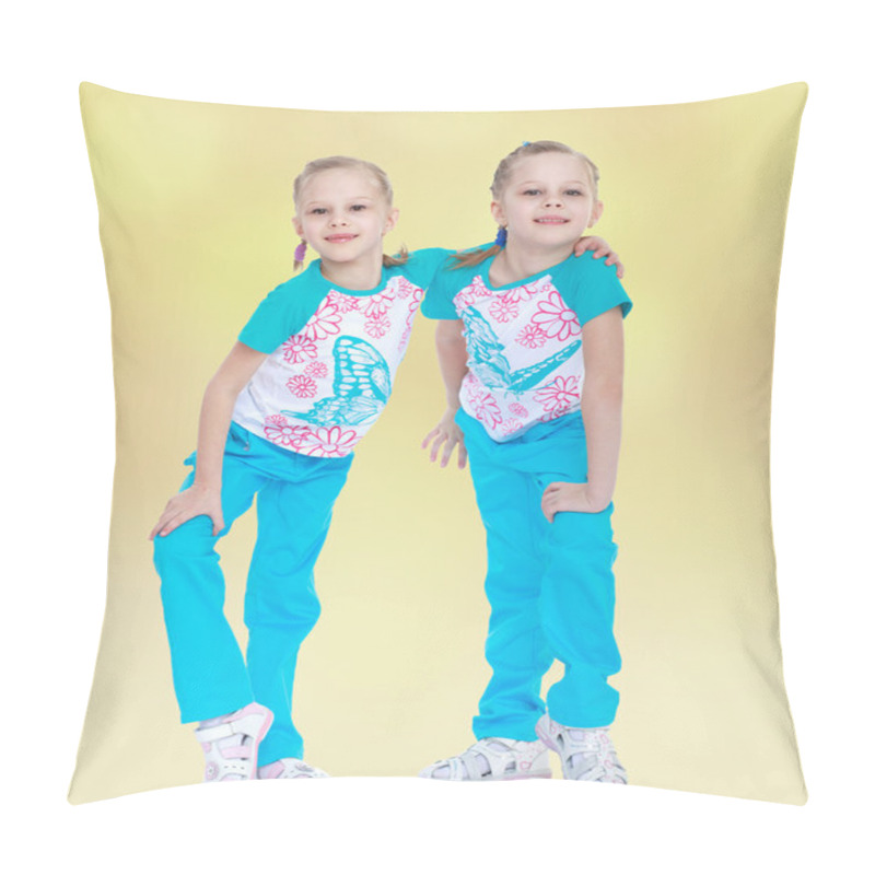 Personality  Twin Sisters Pillow Covers