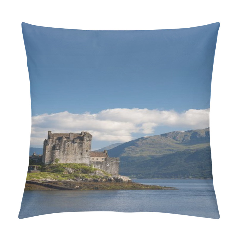 Personality  View Of The Eilean Donan Castle In The Highlands Of Scotland, United Kingdom Pillow Covers