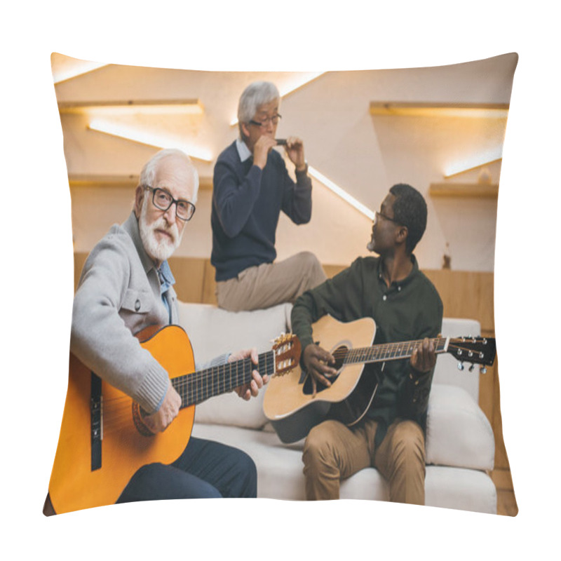 Personality  Senior Friends Playing Music Pillow Covers