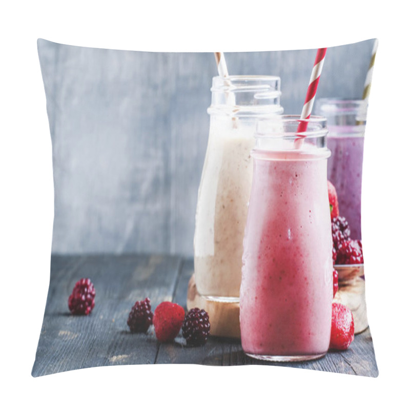 Personality  Selection Of Pink Berry Smoothies And Milkshakes Pillow Covers