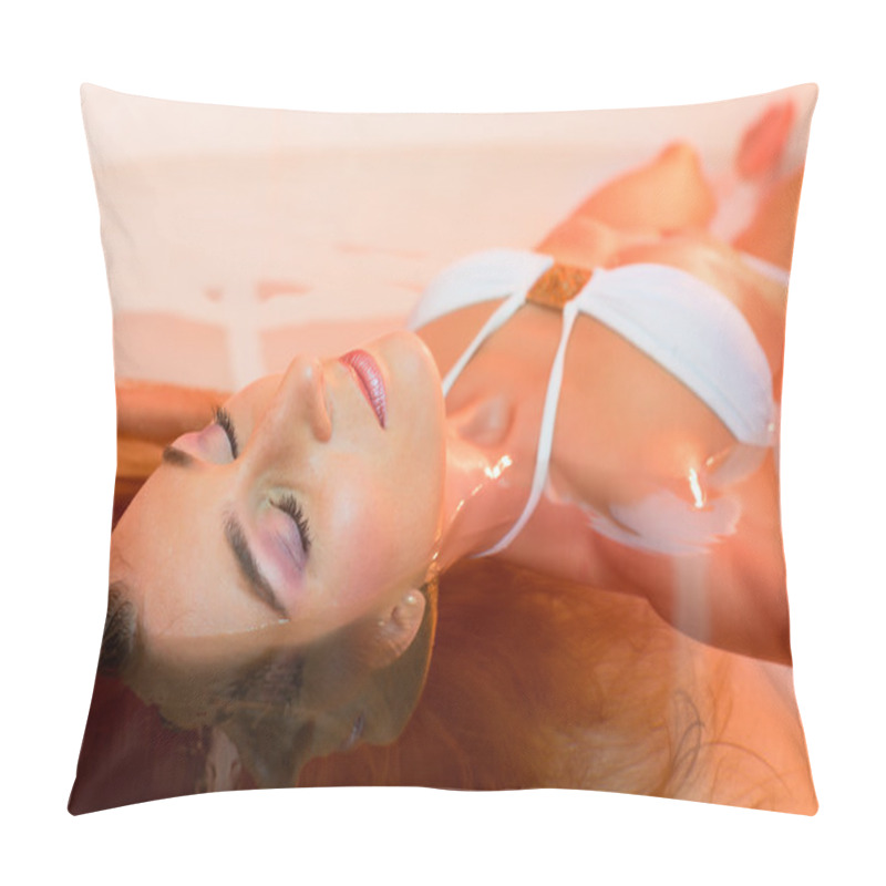 Personality  Wellness - Woman Floating In Spa Or Swimming Pool Pillow Covers