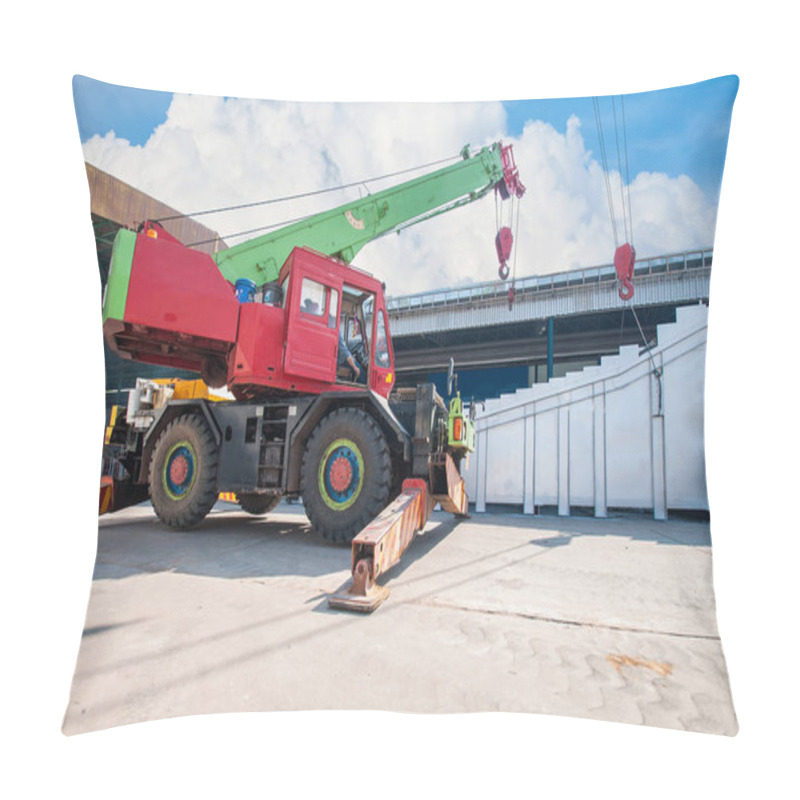 Personality  Mobile Crane Operating By Lifting And Moving An Heavy Electric G Pillow Covers