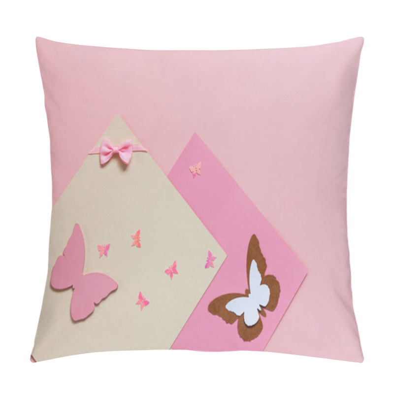 Personality  Butterfliy Figyrines On The Pink Paper Background Pillow Covers