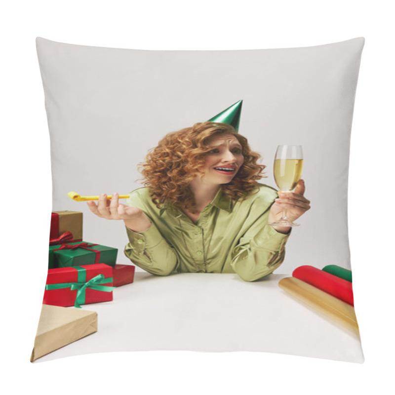 Personality  The Young Woman Enjoys A Festive Atmosphere While Celebrating. Pillow Covers