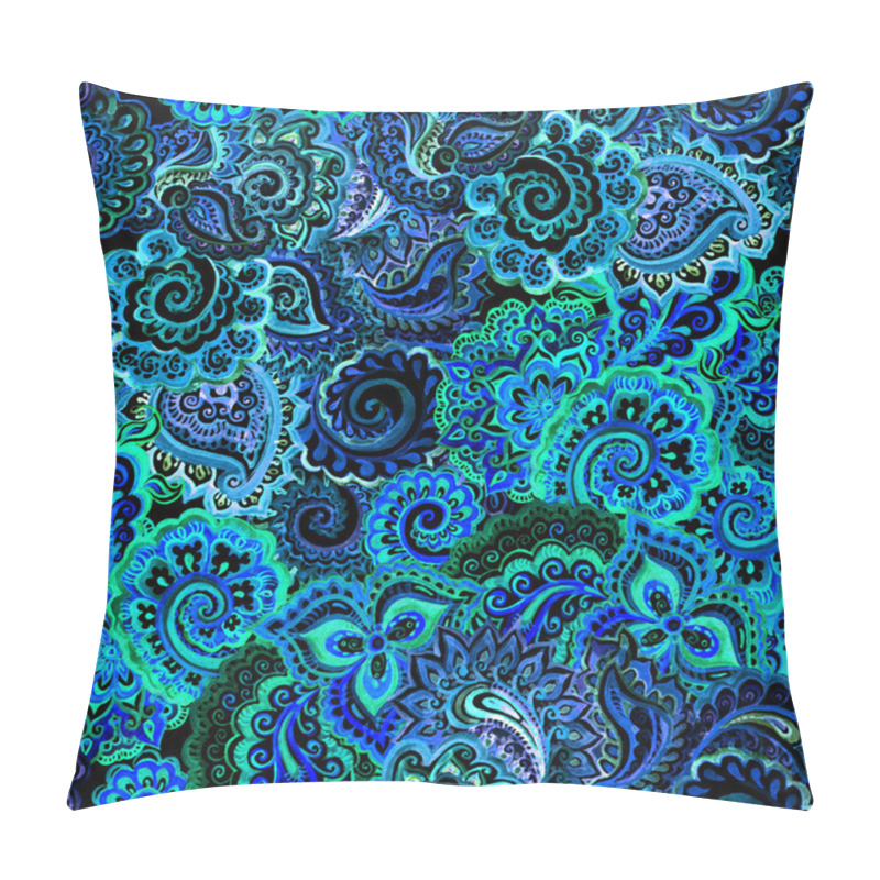 Personality  Seamless Glowing Black Ethnic Design With Abstract Lacework Pillow Covers