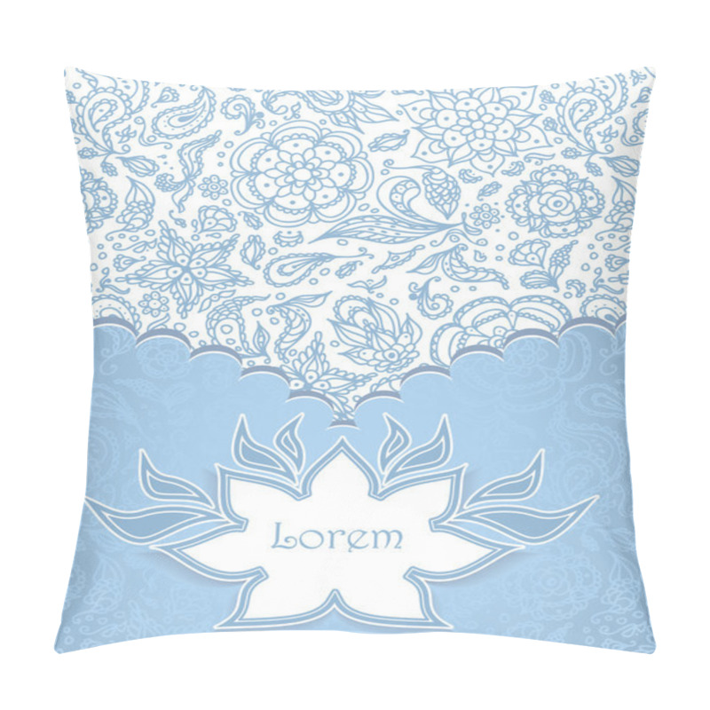 Personality  Frame With Seamless Abstract Floral Pattern In Blue White Pillow Covers