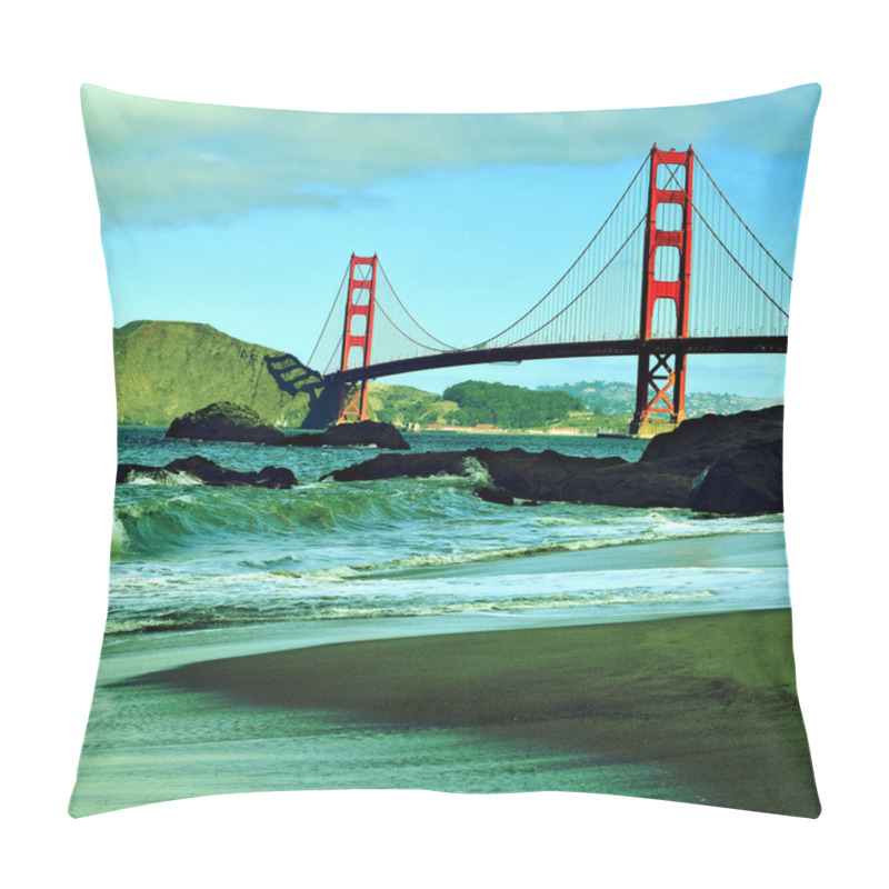 Personality  Golden Gate Bridge, San Francisco, United States Pillow Covers