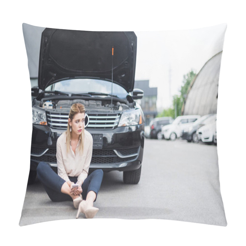 Personality  Upset Businesswoman Sitting Near Broken Auto With Smartphone In Hands, Car Insurance Concept Pillow Covers