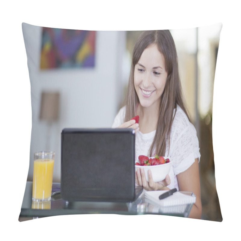 Personality  Woman At The Table Using A Laptop While Having Strawberries, A Glass Of Juice Is On The Table Pillow Covers