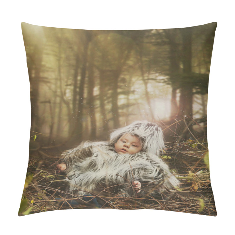 Personality  Newborn Laying In A Birds Nest Pillow Covers