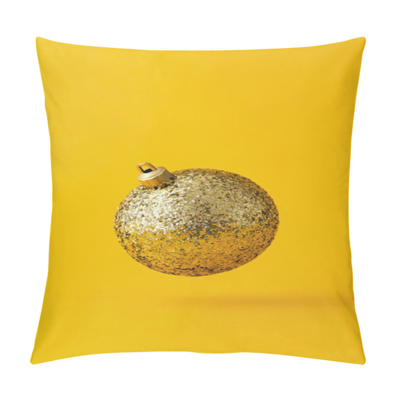 Personality  Golden Christmas Ball Pillow Covers