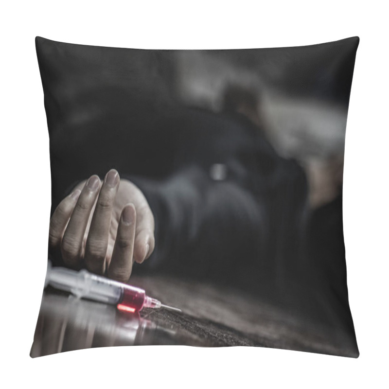 Personality  Junkie Man Lying On The Floor Near Drug Injection Syringe. Death From Drug Overdose And Addiction Concept Pillow Covers