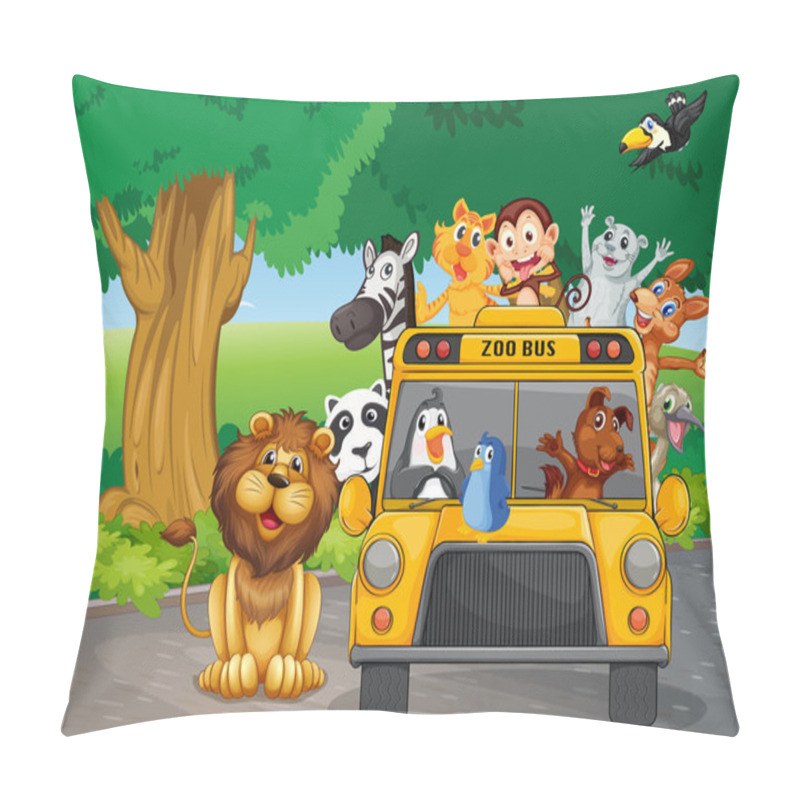 Personality  A Zoo Bus Full Of Animals Pillow Covers