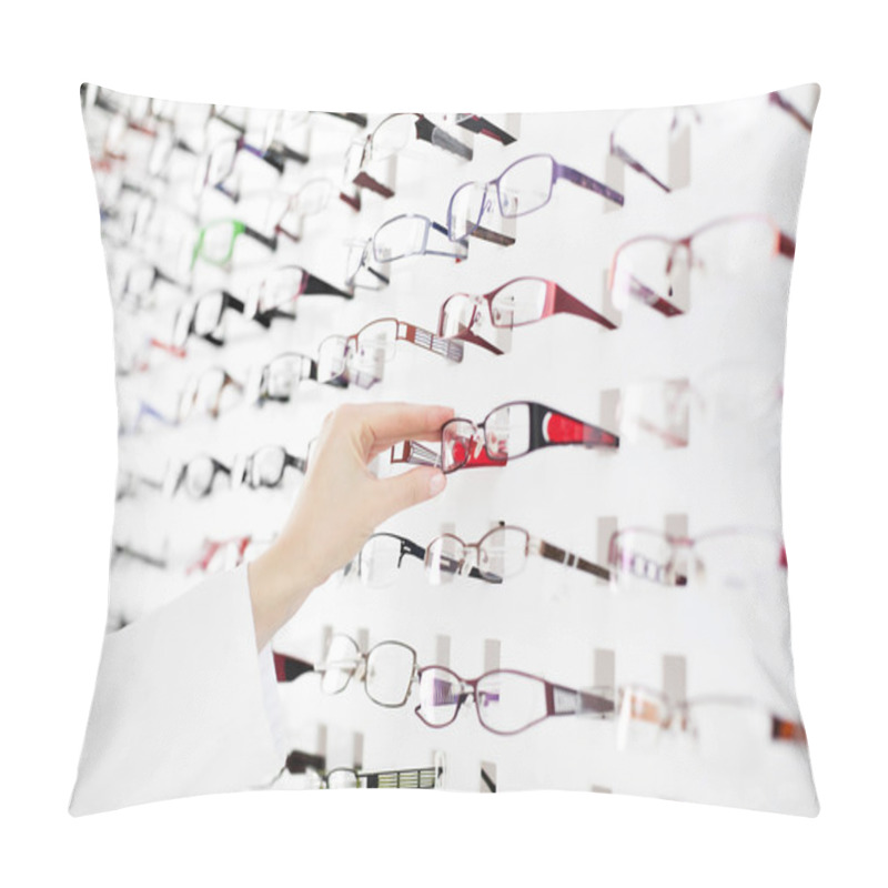 Personality  Female Optician Suggest Glasses Pillow Covers