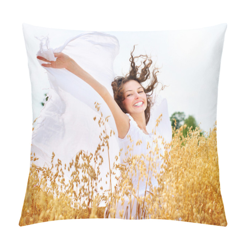 Personality  Beautiful Happy Girl On The Wheat Field Pillow Covers