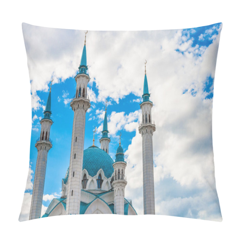 Personality  The Kul Sharif Mosque In Kazan Kremlin, Tatarstan, Russia Pillow Covers