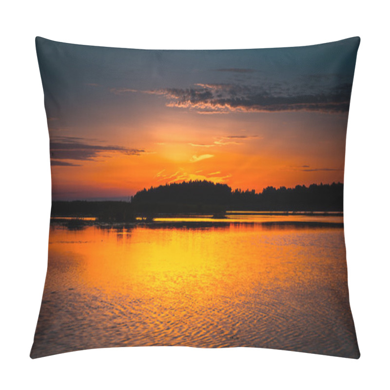 Personality  Amazing Sunset Over Lake Pillow Covers