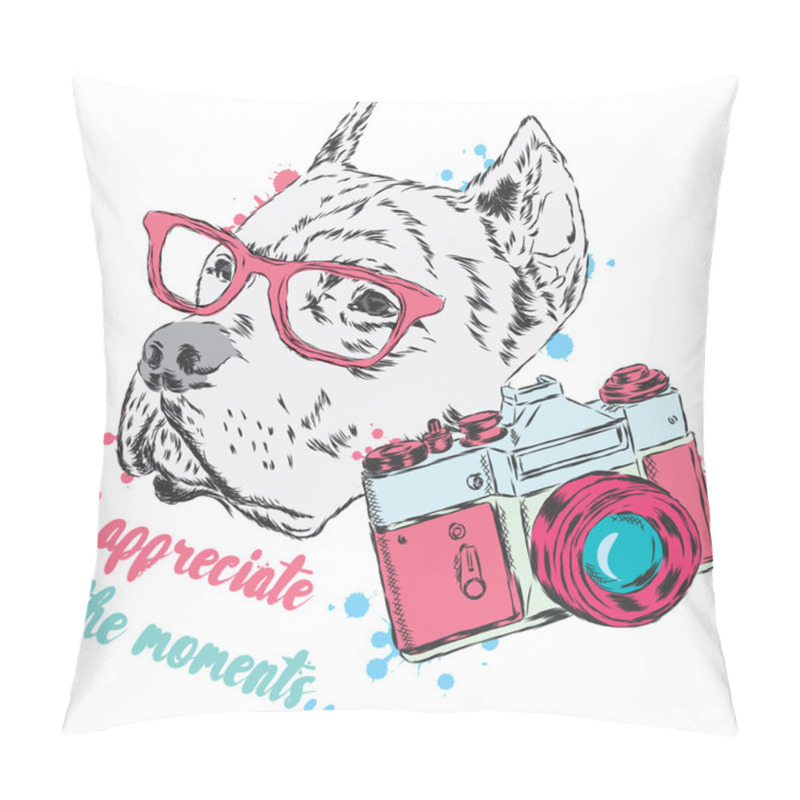 Personality  Pit Bull With A Camera. Dog Vector. Hipster. Photographer. Pillow Covers