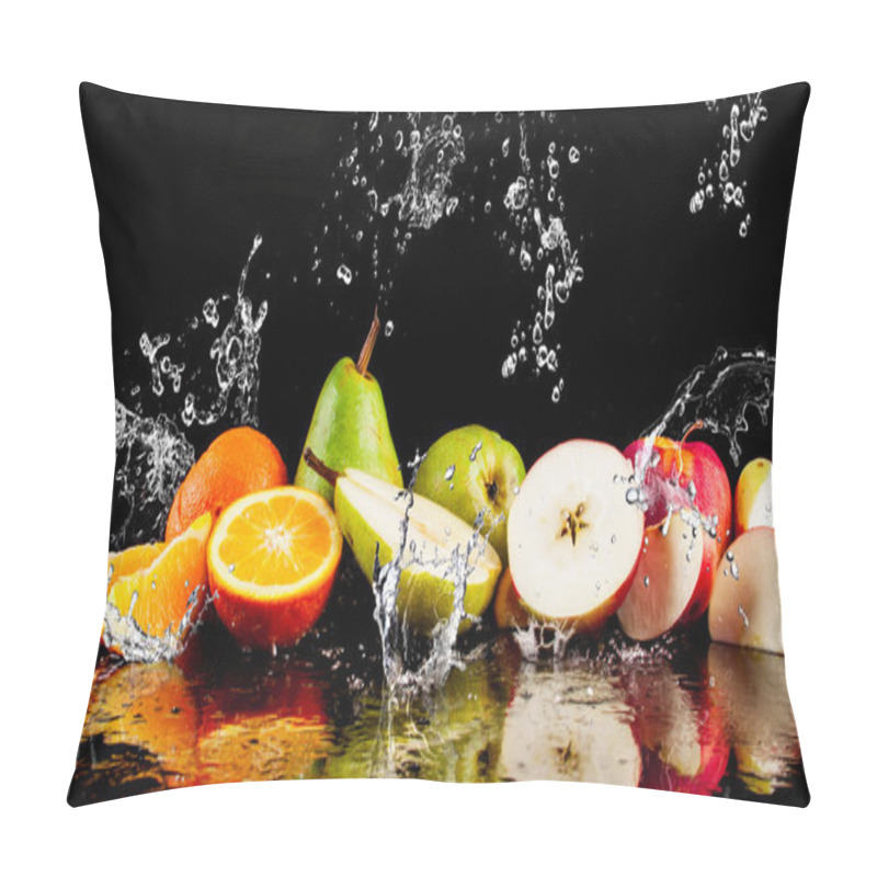 Personality  Pears, Apples, Orange  Fruits And Splashing Water Pillow Covers