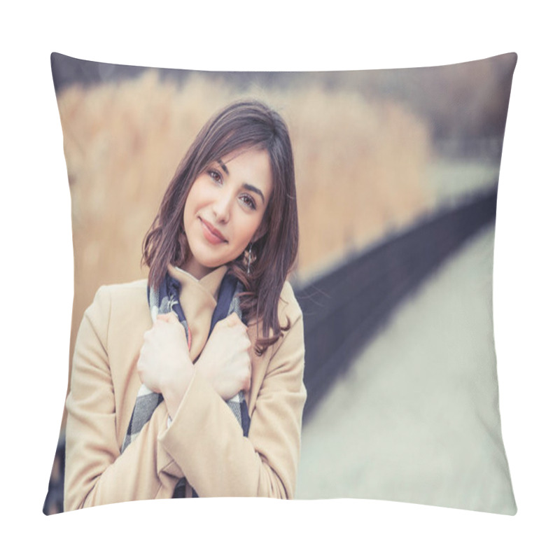 Personality  Pretty Girl During A Cold Autumn Day Pillow Covers