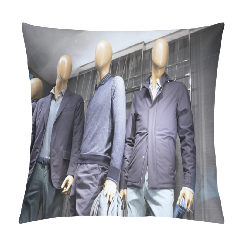 Personality  Fashion Store Mannequins In Window Pillow Covers