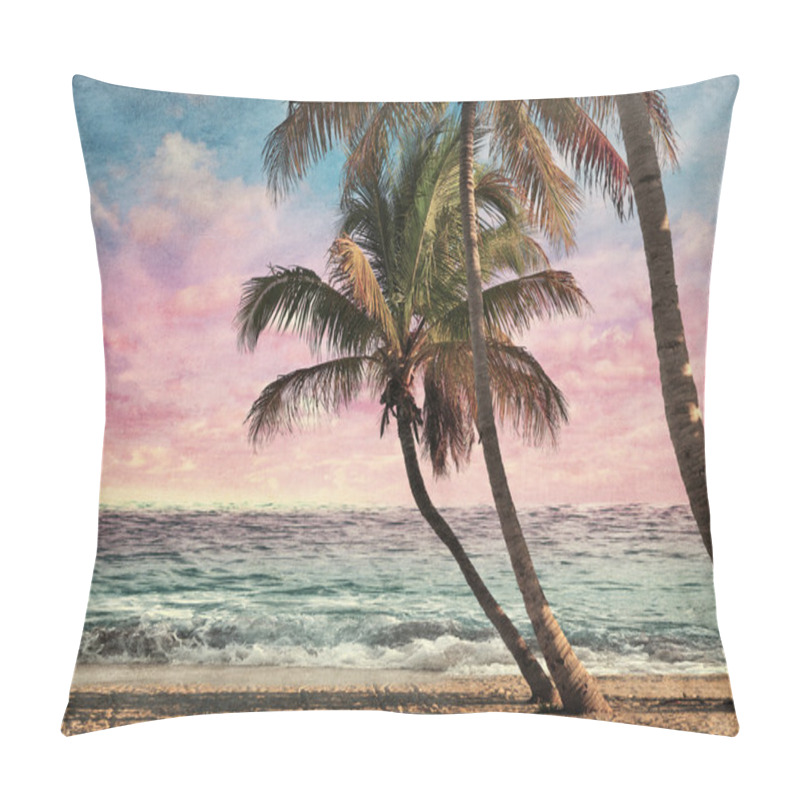 Personality  Grunge Image Of Tropical Beach Pillow Covers