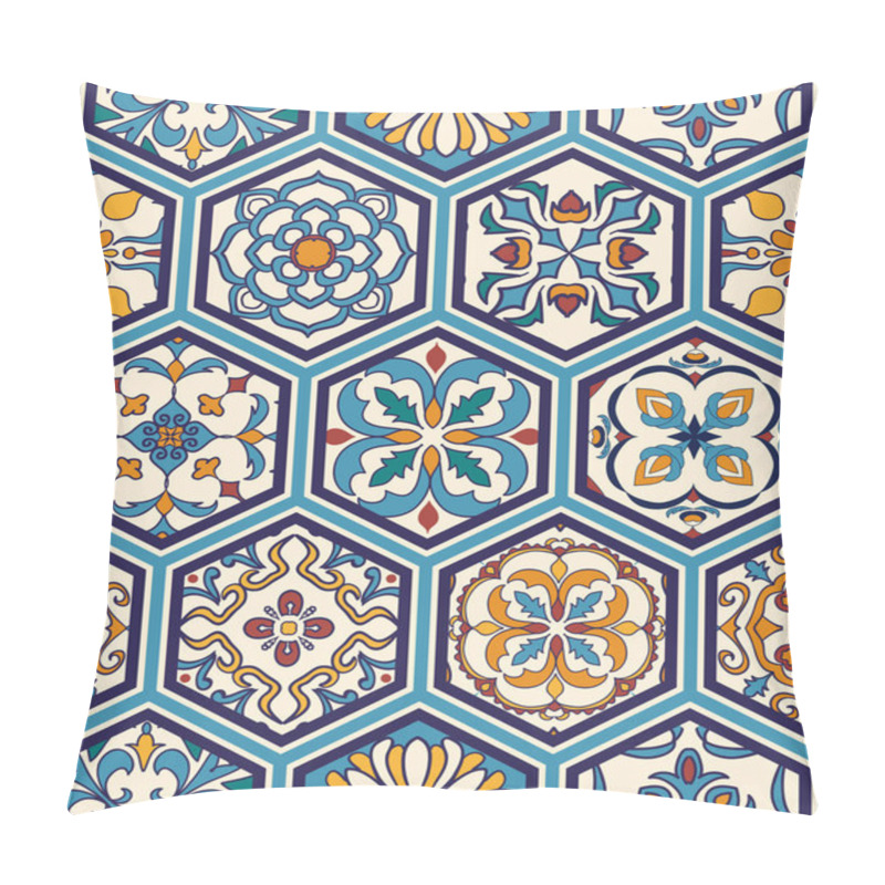 Personality  Vector Seamless Texture. Beautiful Mega Patchwork Pattern For Design And Fashion With Decorative Elements In Hexagon Pillow Covers