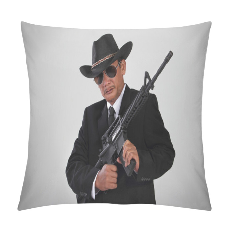 Personality  Old Mafia And His Assault Weapon Pillow Covers