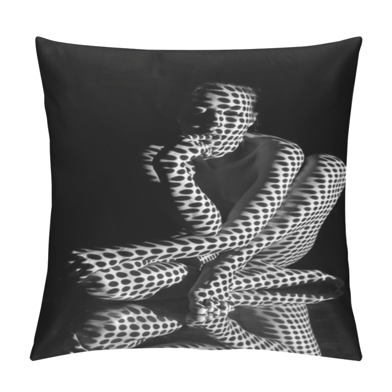 Personality  The  Body Of Woman With Black And White Pattern Pillow Covers