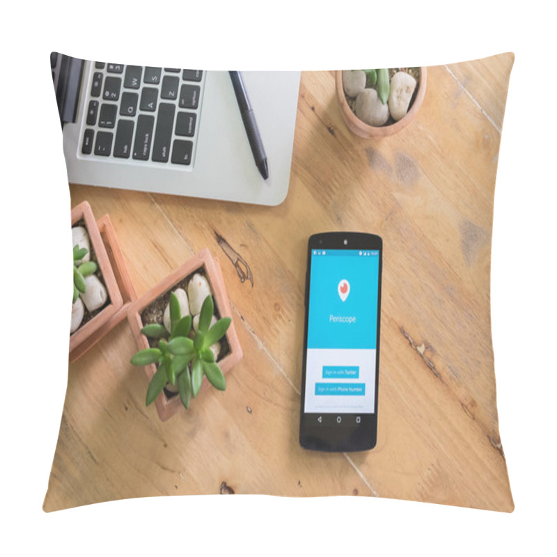 Personality  CHIANG MAI, THAILAND -Aug 05, 2016:LG Nexus 5 Open Periscope App Pillow Covers