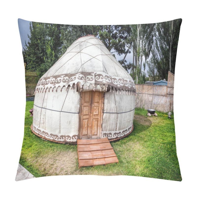 Personality  Urta Nomadic House Pillow Covers