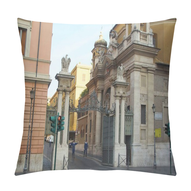 Personality  Walking Around The City On An Early Summer Morning And Exploring Famous Sights, Vatican City Gate Pillow Covers