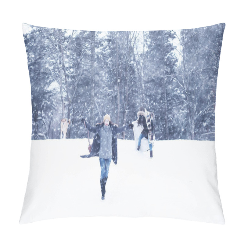 Personality  Beautiful Girl In A Beautiful Day Winter Snow Park Pillow Covers