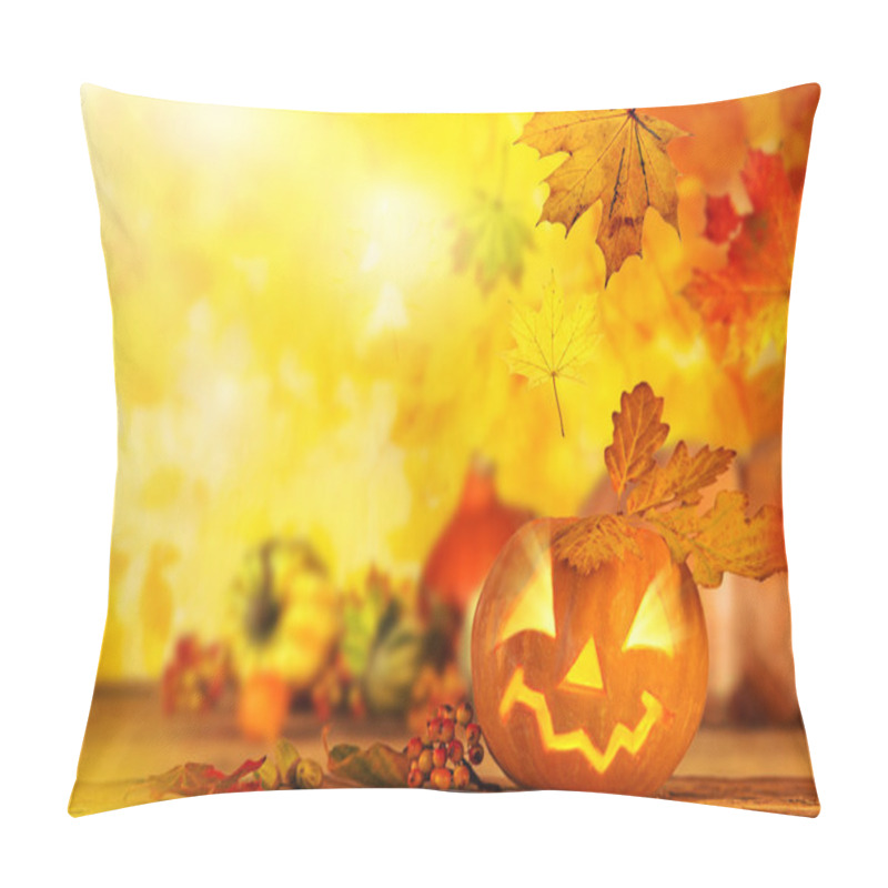 Personality  Scary Jack O Lantern Halloween Background Pillow Covers