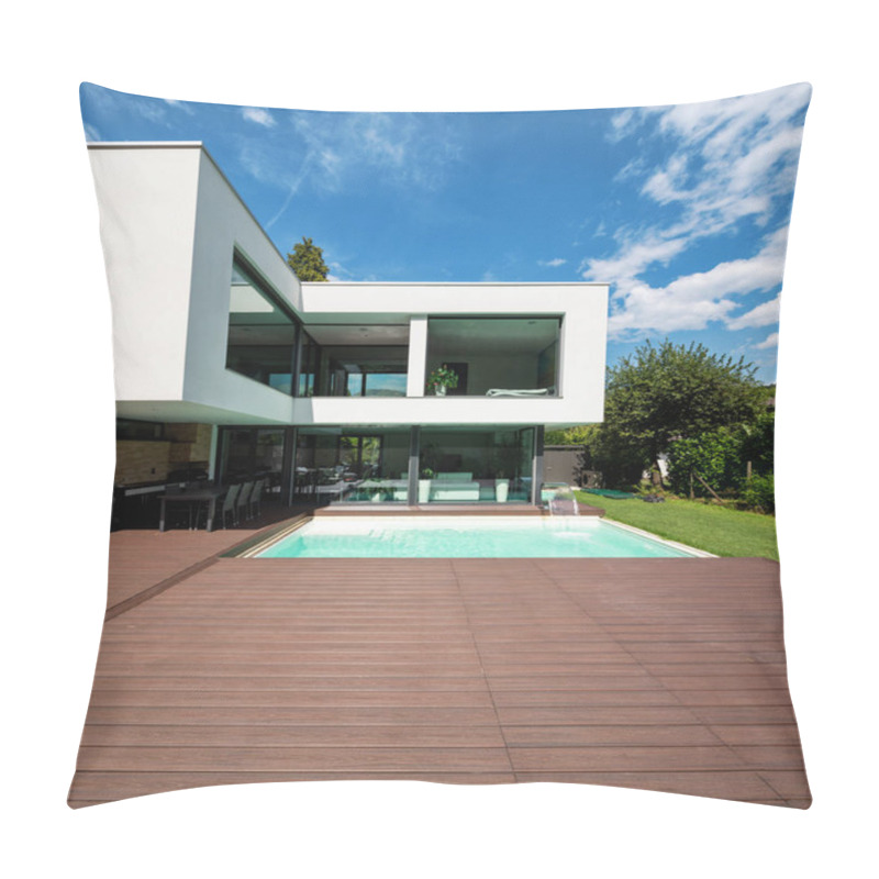 Personality  Exterior Modern White Villa With Pool And Garden, Nobody Inside Pillow Covers