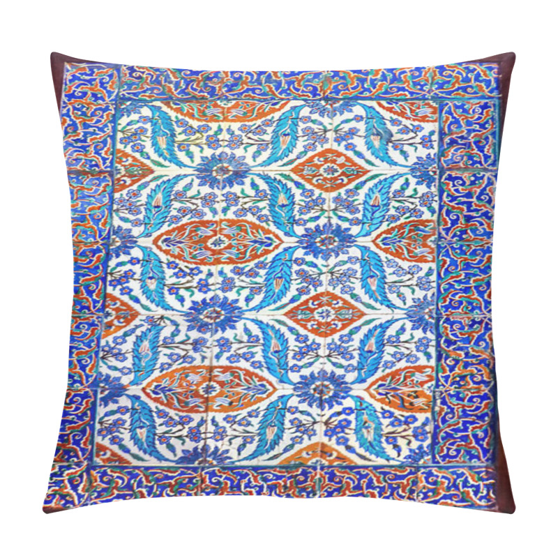 Personality  Islamic Mosaic Art And Architecture  Pillow Covers