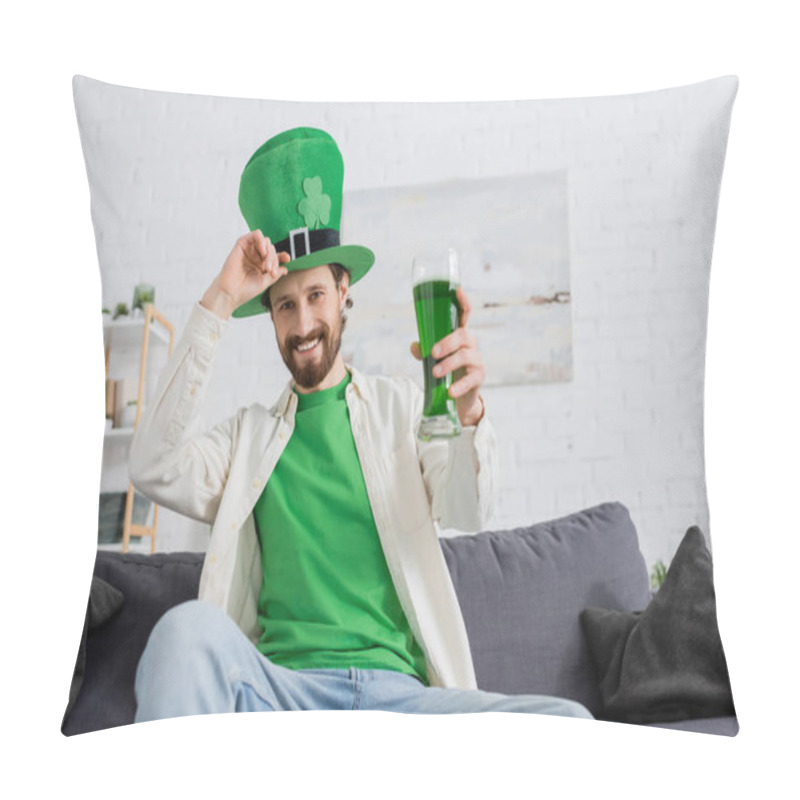 Personality  Smiling Man In Hat Celebrating Saint Patrick Day With Green Beer At Home  Pillow Covers